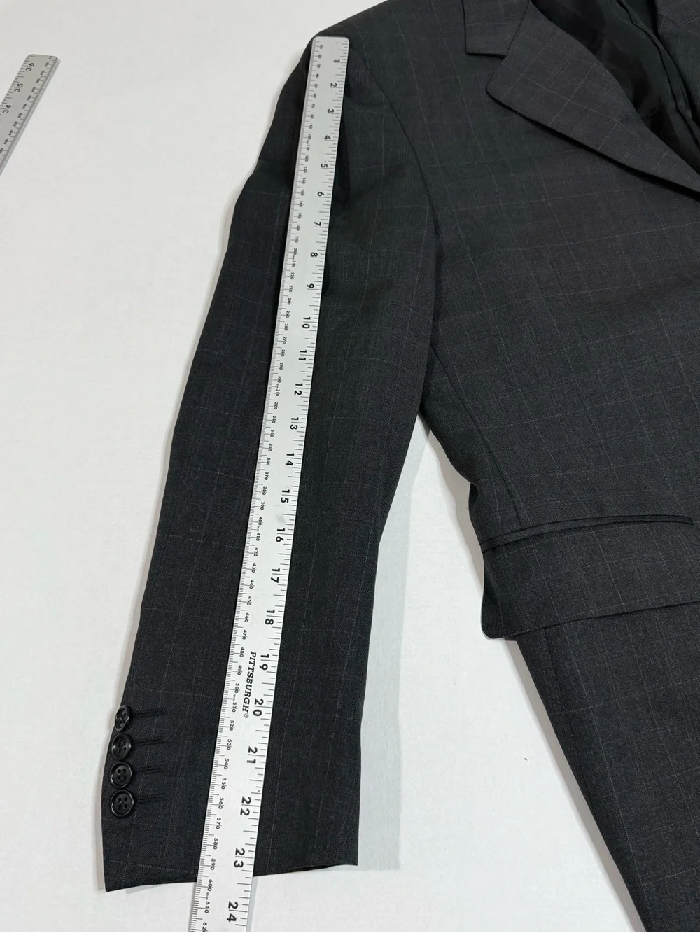 Canali Saks Fifth Avenue Mens 42R Wool Windowpane Blazer Sport Coat Italy Gray